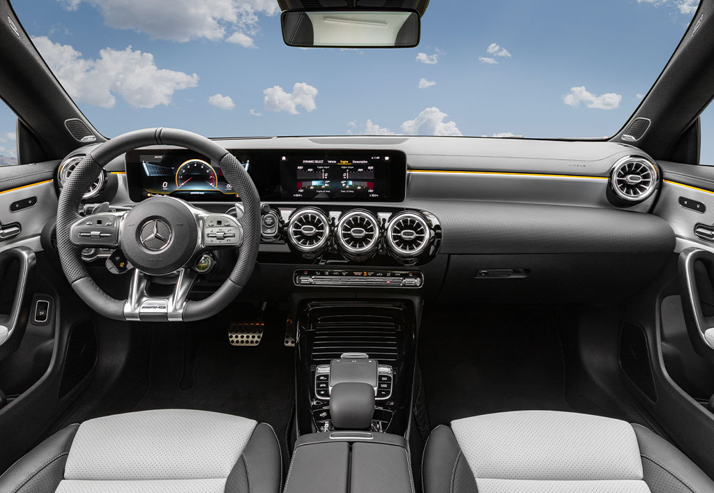 Mercedes CLA Shooting Brake interiør