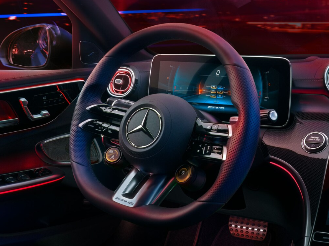 Mercedes-AMG C-Klasse Sedan kabine