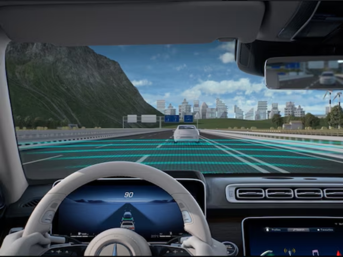 Mercedes-Benz S-Klasse Aktiv afstandsassistent